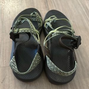 Women’s chacos